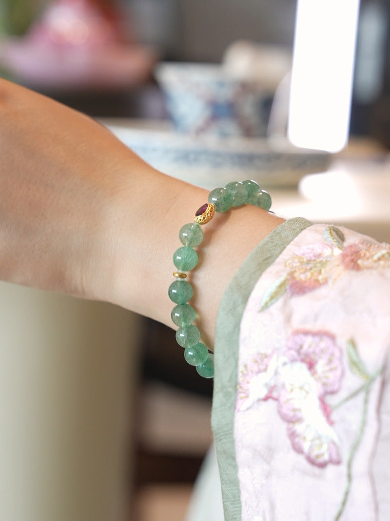 8MM Green Strawberry Crystal Bracelet Protects Energy Purification Balance